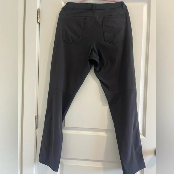 Lululemon ABC 5 Pocket Classic Fit Pants Dark GrayMen’s Size 33